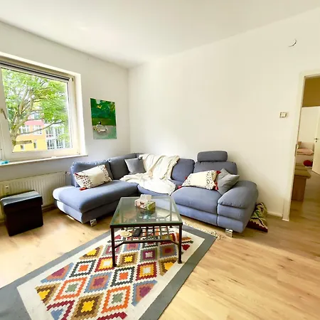 Apartment In Toller Lage In *